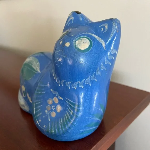 Vintage Blue Cat Figurine Hand Painted Glazed Mexican Folk Art Clay Pottery - Picture 2 of 9